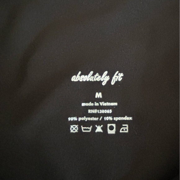 3 Women’s leggings size Medium - Picture 10 of 10